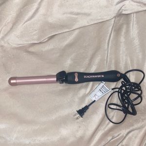 Beachwaver B1 used once